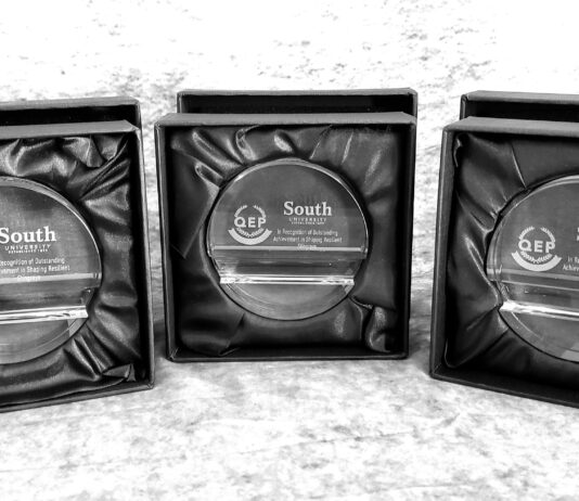 Honoring South University QEP’s “Excellence in Academic Resilience Award”